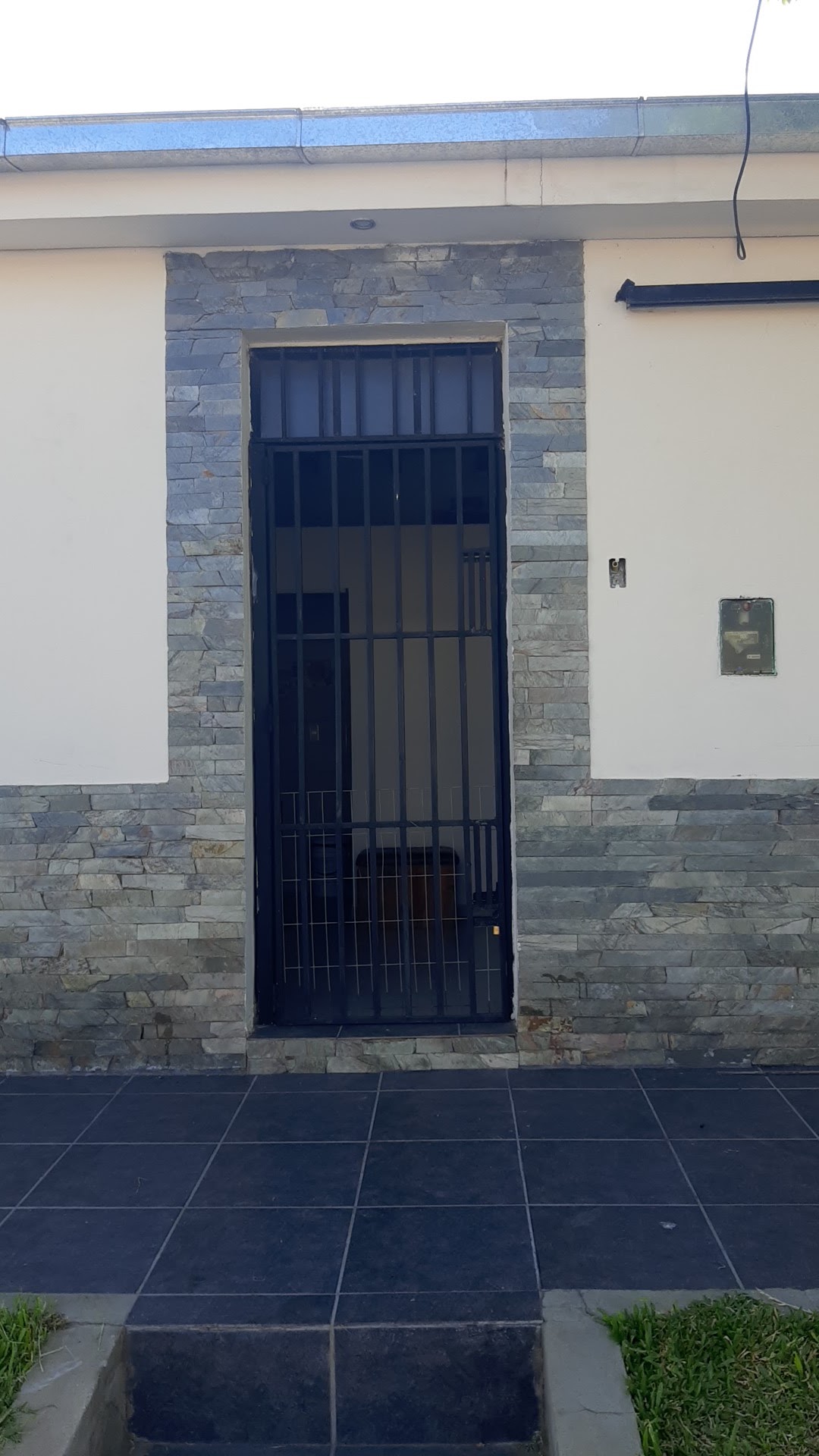 Fachada del consultorio veterinario en Corrientes